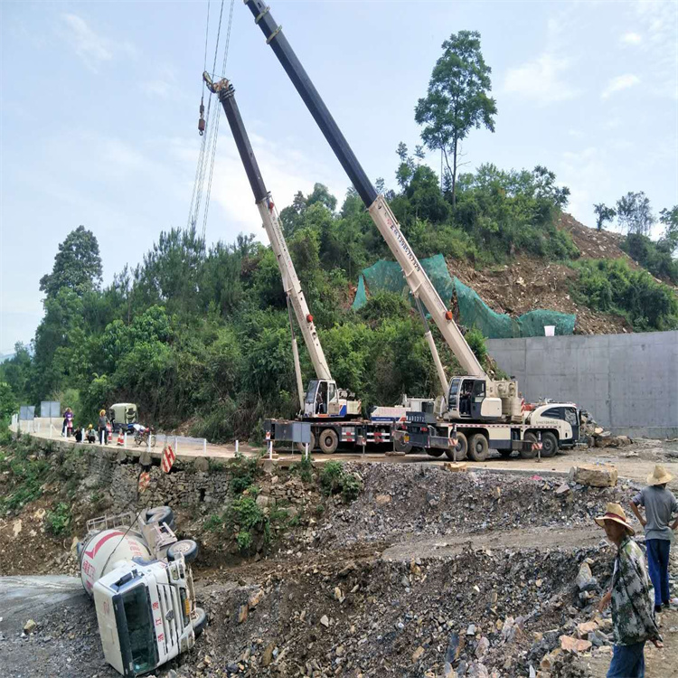 怀化怀化24小时应急道路救援吊装吊装现场实拍